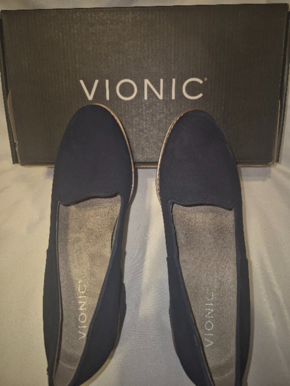 Vionic Willa Wedge Loafers Size 7